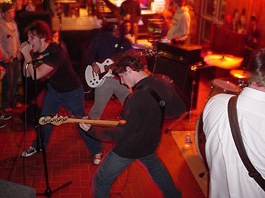 dan1.JPG (35924 bytes)